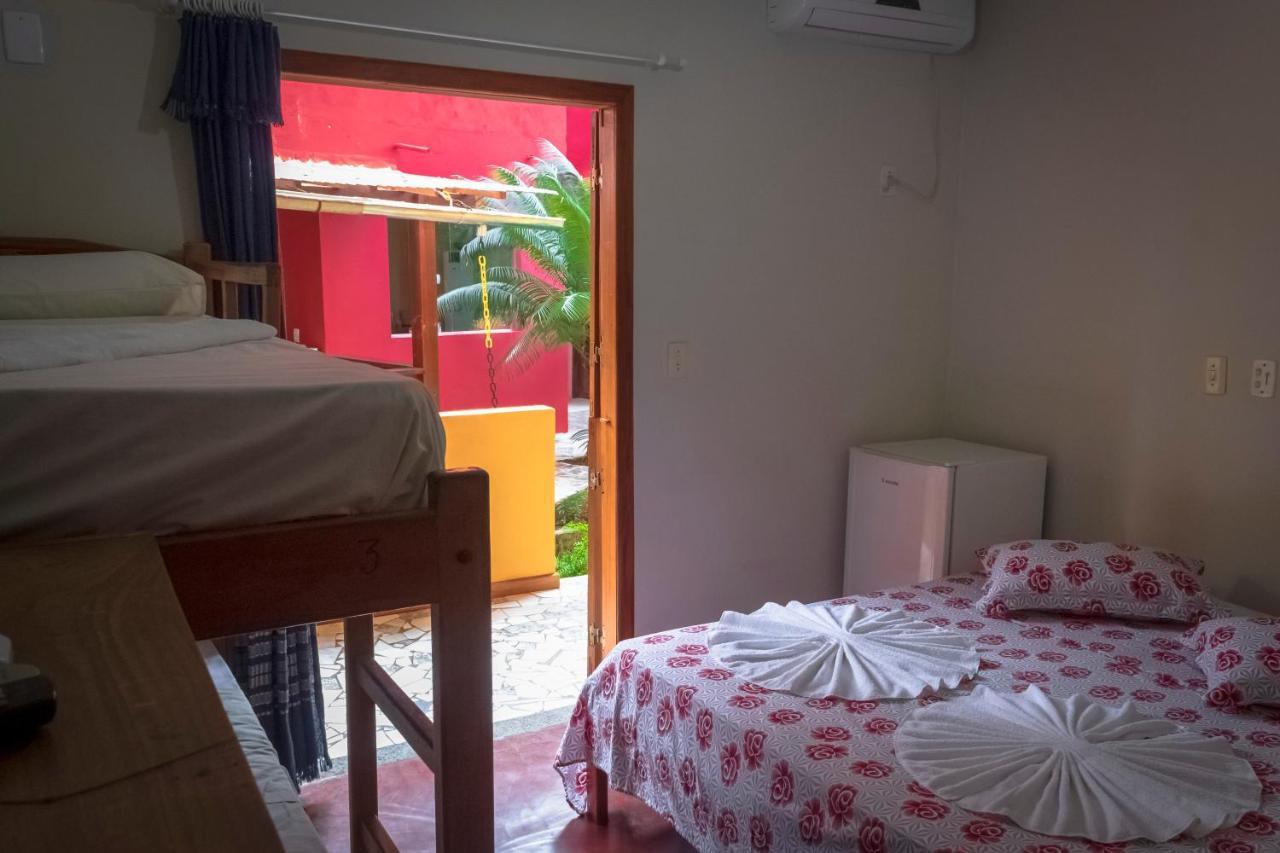 O Pharol Hostel E Pousada イタカレ エクステリア 写真