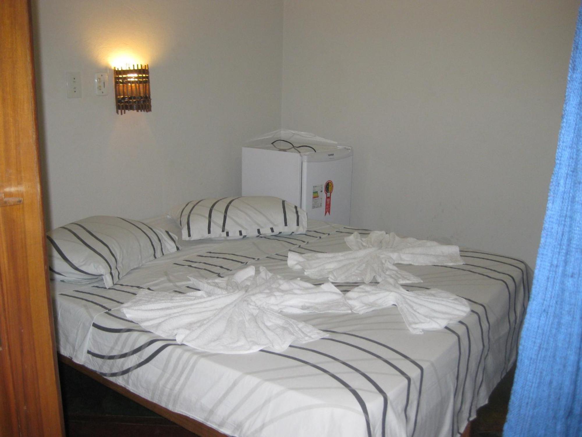O Pharol Hostel E Pousada イタカレ エクステリア 写真