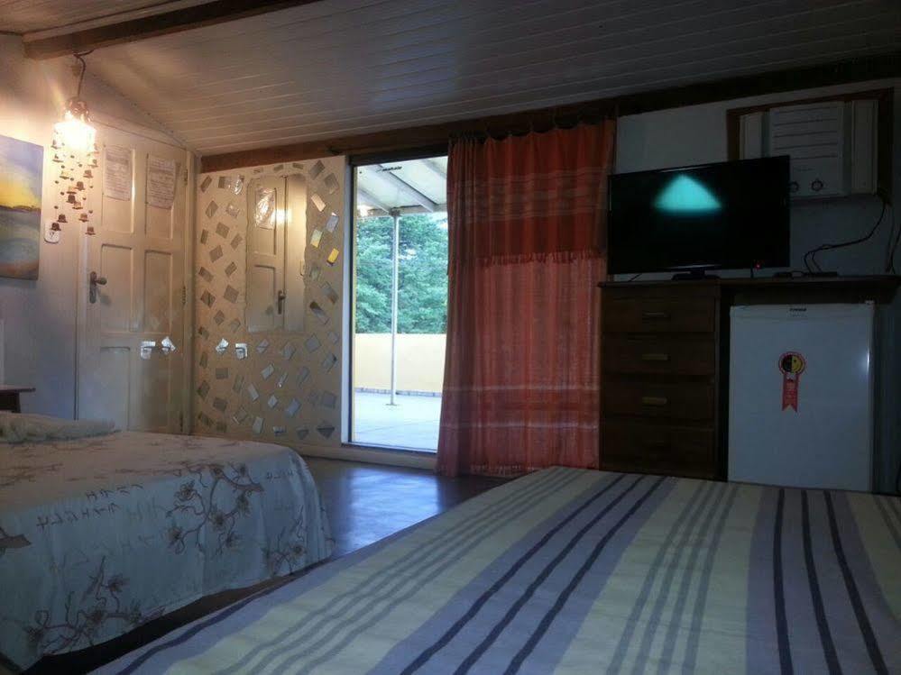 O Pharol Hostel E Pousada イタカレ エクステリア 写真