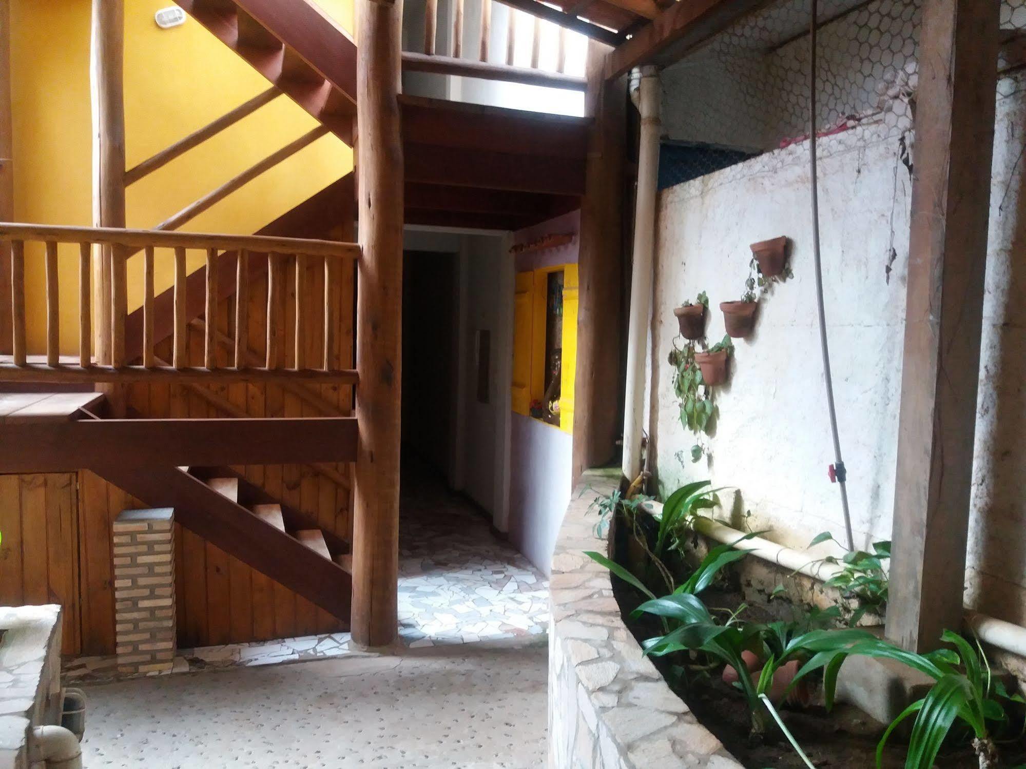 O Pharol Hostel E Pousada イタカレ エクステリア 写真