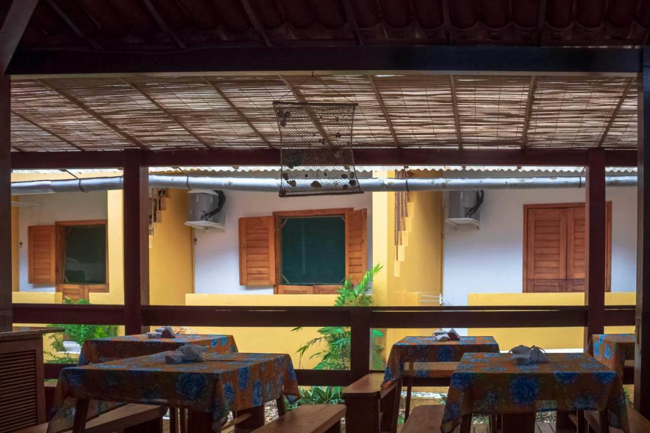 O Pharol Hostel E Pousada イタカレ エクステリア 写真