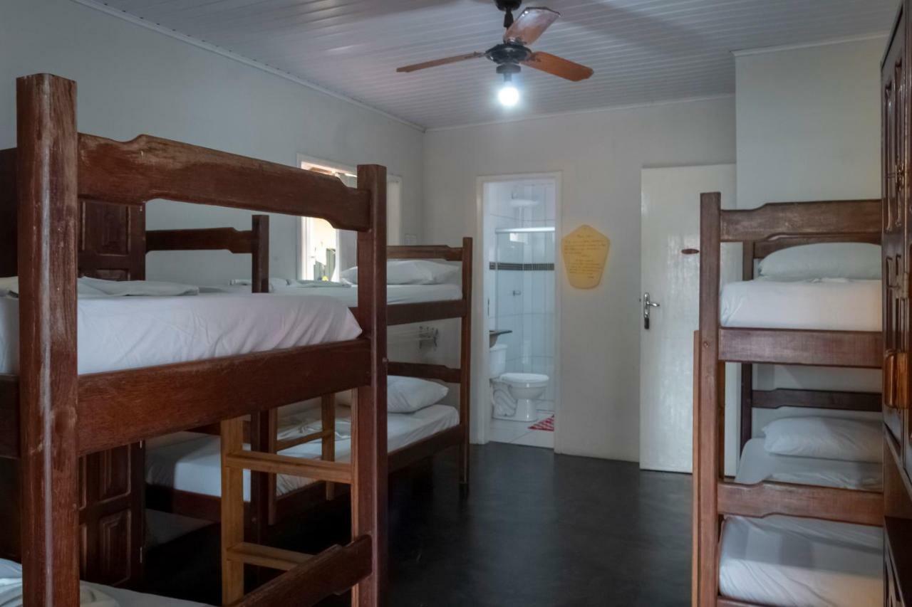 O Pharol Hostel E Pousada イタカレ エクステリア 写真