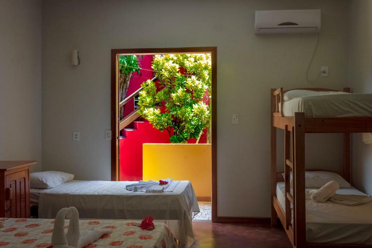 O Pharol Hostel E Pousada イタカレ エクステリア 写真
