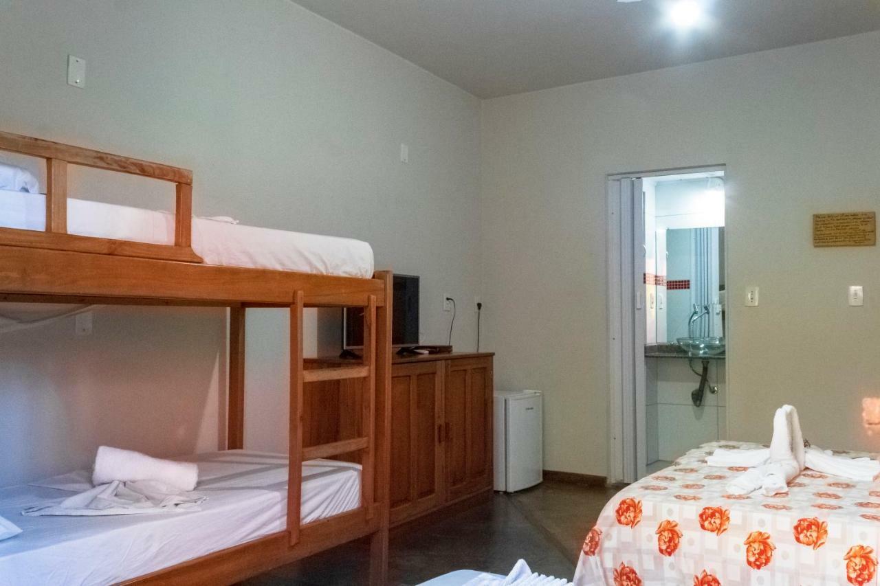 O Pharol Hostel E Pousada イタカレ エクステリア 写真